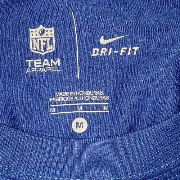 NFL Apparel Bulls Tshirt - Picture 2 of 3